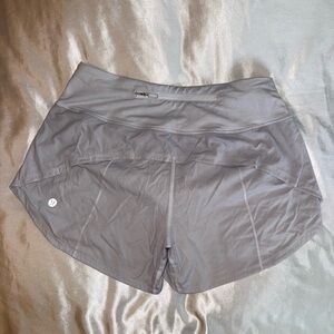 Lululemon Speed-up White Shorts - 2.5